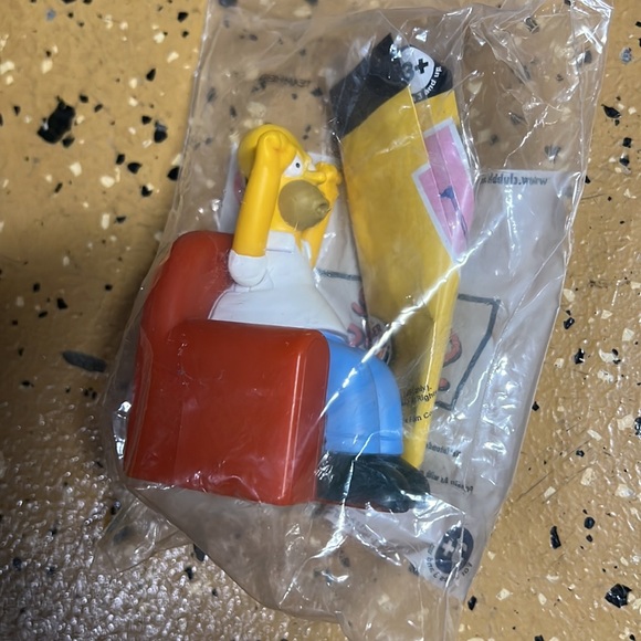 Assorted Simpsons Collectable Toys from Burger King - Picture 6 of 8